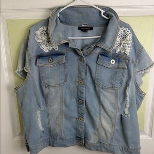 (1749) Ashley Stewart Light Blue Denim Vest, Size: 22-24